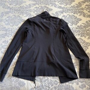 LuluLemon Black zipper jacket. Size 10. Used